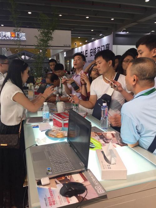 廣州建博會,堅(jiān)美定制告訴您什么叫驚艷亮相,火爆現(xiàn)場...