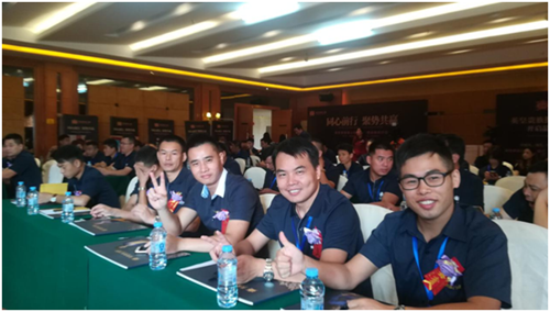 ӢFĽN̕hͬǰ•ۄݹA