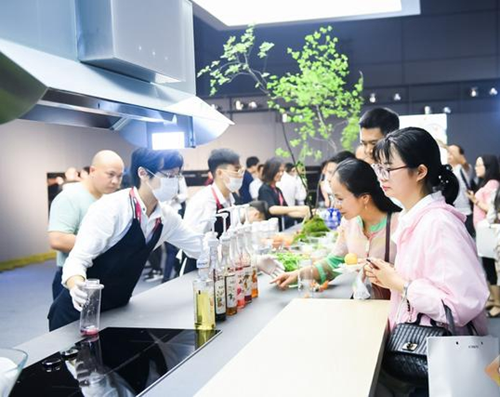 方太發(fā)布FIKS智能生活家系統(tǒng)，廚房智能生態(tài)來(lái)了