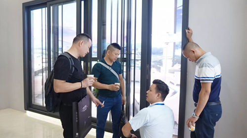 ˣµۺT(mn)(sh)^(qing)ţ𡱳¸߶ȣ