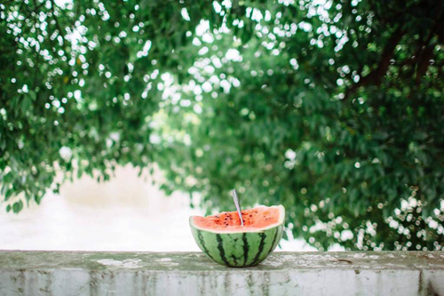 奧克斯空調賣瓜?“不,我們只是清涼的搬運工。”