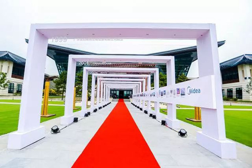 2019{Ʒl߿ƼaƷǾδr