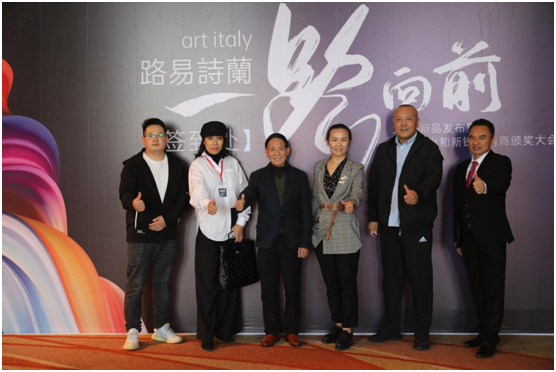 һ·ǰ ·Ԋ(sh)mˇg(sh)Ϳ2021Ʒl(f)(hu)ʢĻ