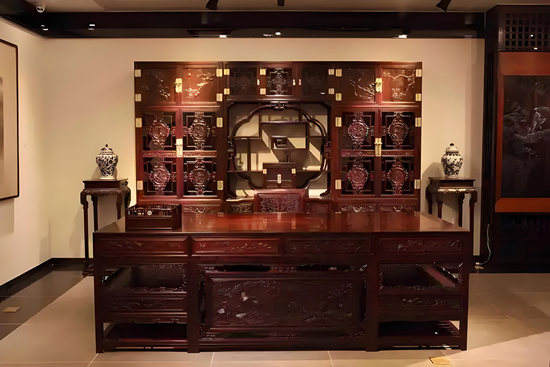 紅木家具品牌推薦:精湛工藝,百年傳承