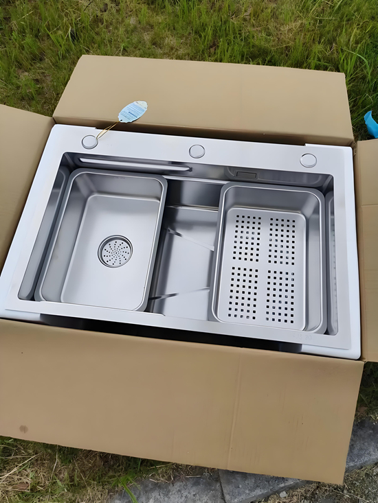 304不銹鋼水槽品牌避坑指南｜如何辨別食品級材質？